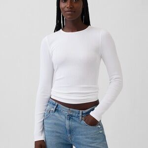 GAP White Modern Ribbed T-shirt